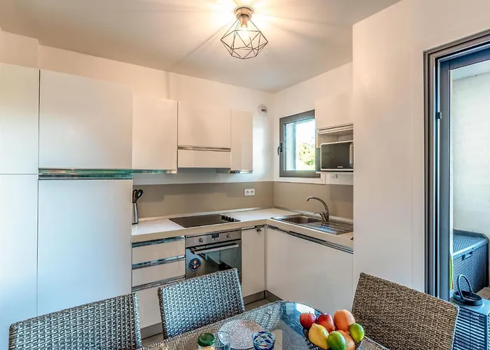 Апартаменти Cita Di Sali-4 By Interhome